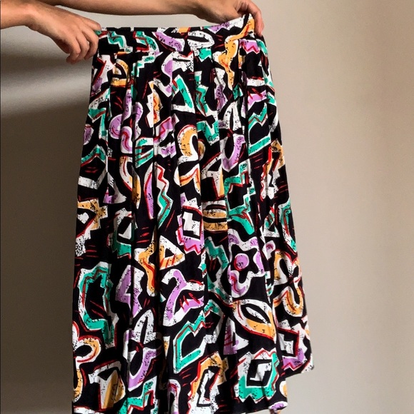 Printed High Waisted Skirt - Picture 3 of 4